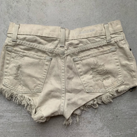CARMAR • white denim embroidered shorts - Picture 5 of 8
